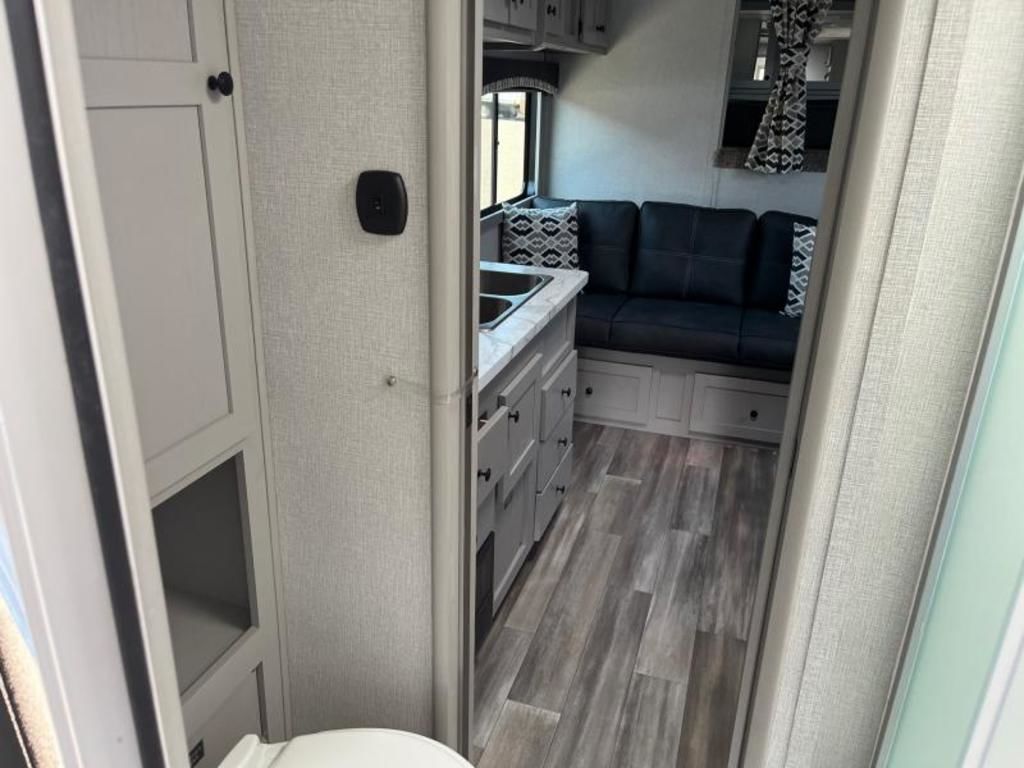 2024 Bison Trailer Ranger RG8411B - Image 19