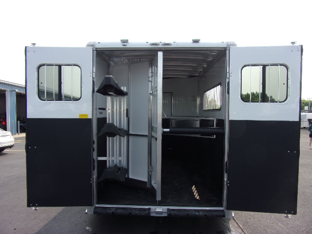 2024 Sundowner Trailers 3 Horse GN Sportman - Image 5