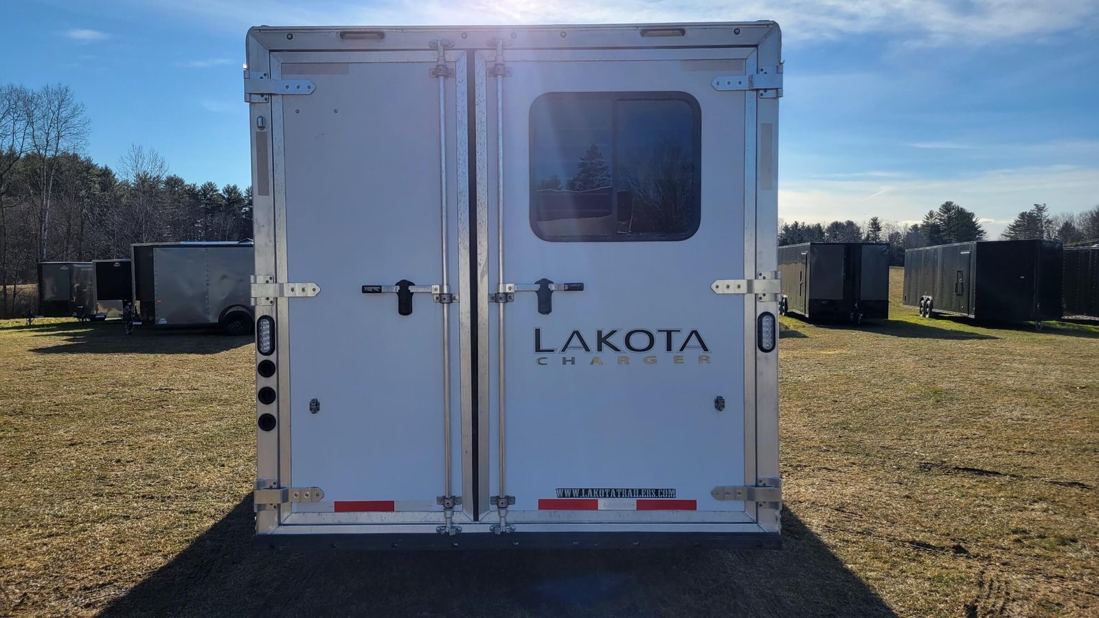 2022 Lakota Charger 2 Horse LQ Mid-Tack Conversion - Image 7