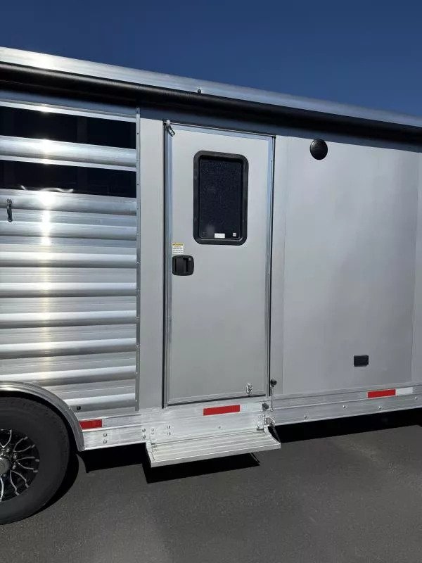 2026 Merhow Longhorn 8014 LQ Stock Trailer - Image 7