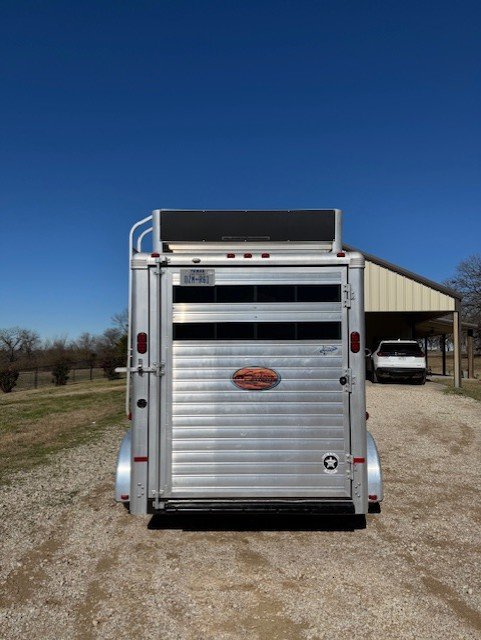 2012 Sundowner Super Sport 3 Horse Bumper Pull Trailer