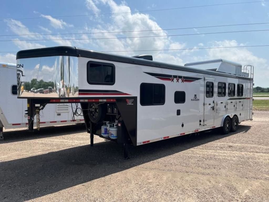 2024 Bison Trailer Ranger RG8411B - Image 3