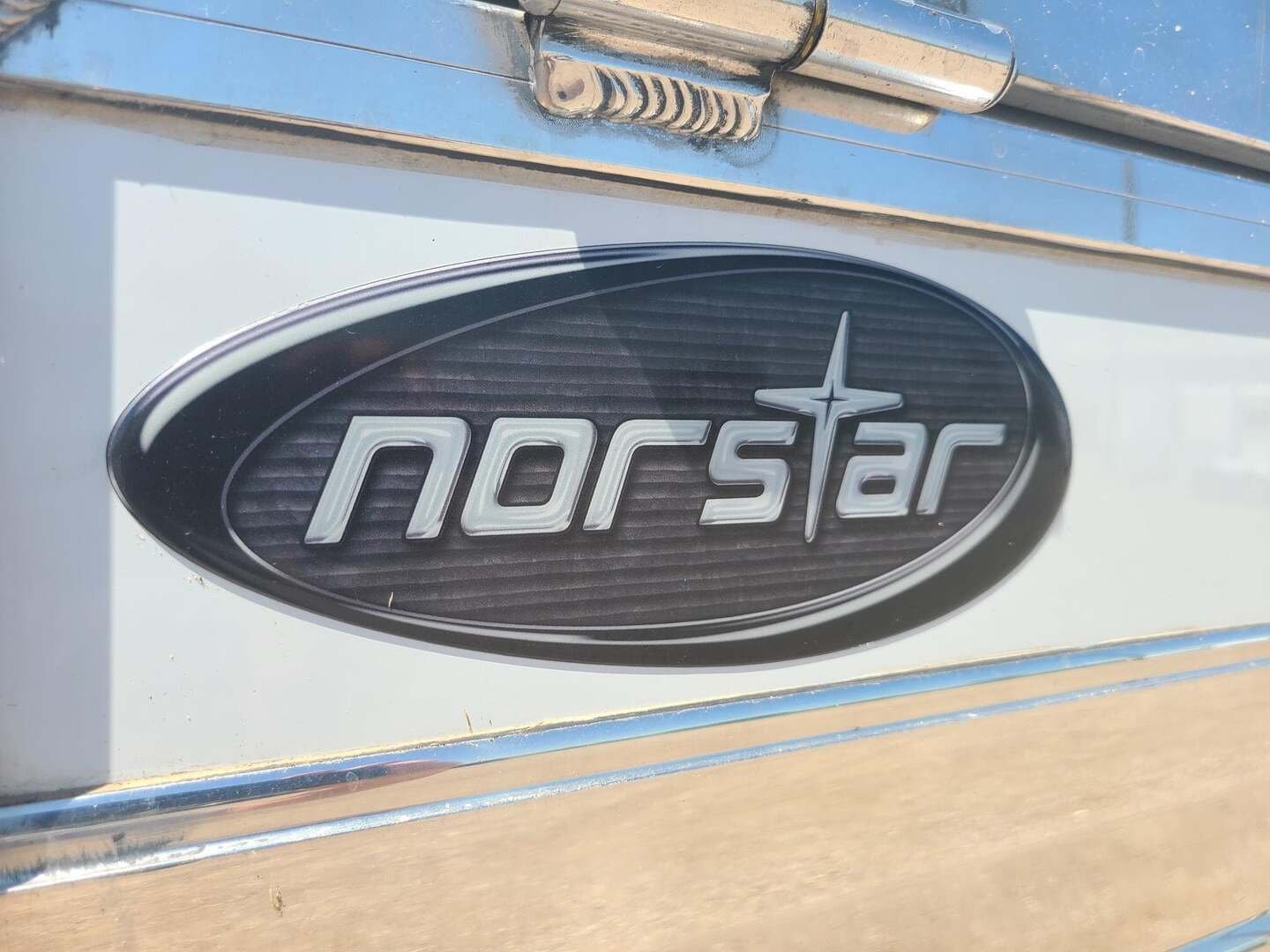 2022 Cimarron Norstar 3 Horse Bumper Pull Trailer - Image 17