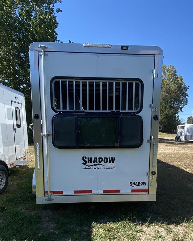 2012 Lakota Charger 3 Horse Gooseneck Trailer - Image 12