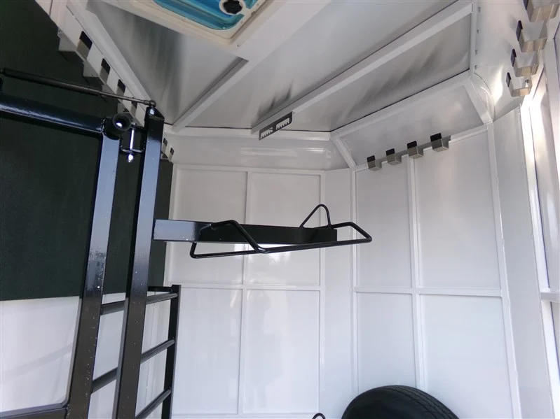 2026 Trails West 2 Horse Adventure MX Bumper Pull - Image 12