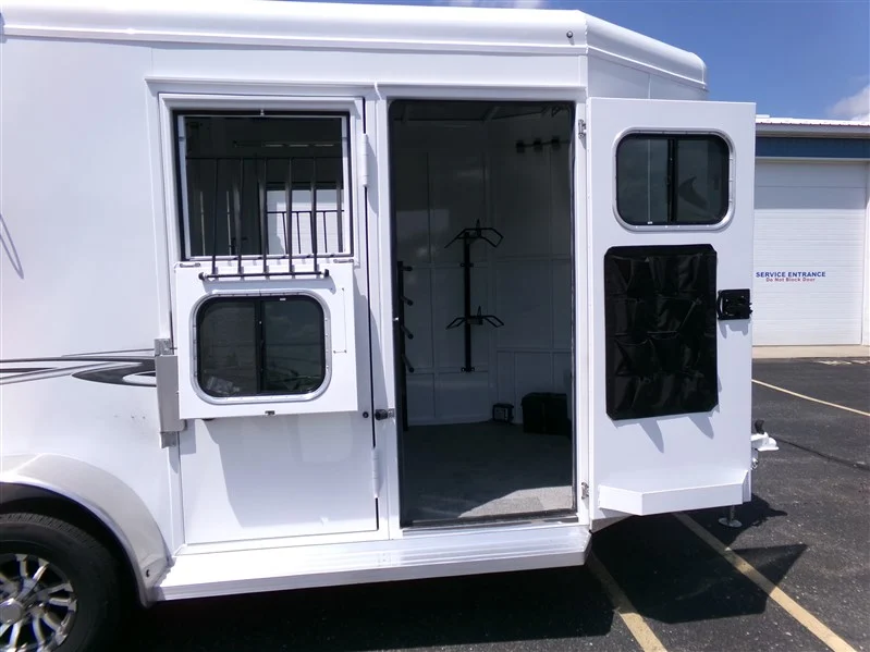 2026 Trails West Royale Plus 2 Horse Gooseneck - Image 13