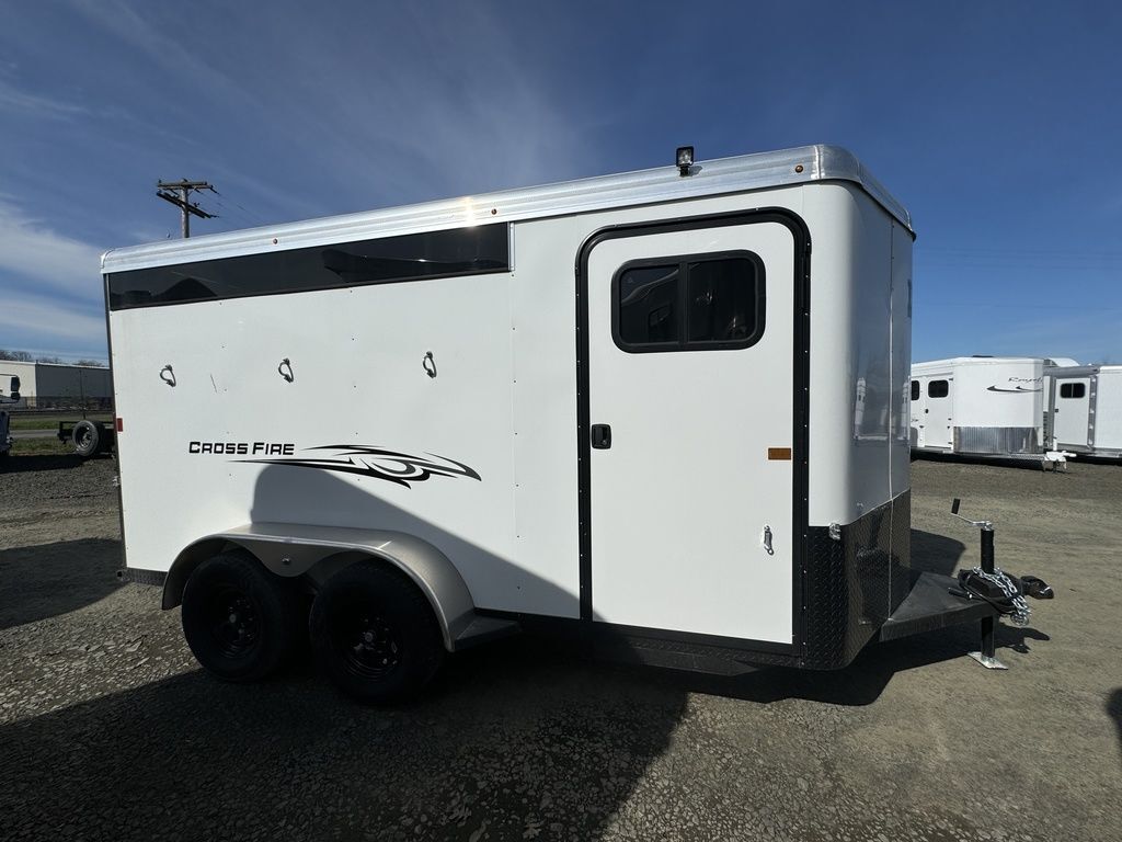 2025 Logan Coach Crossfire 3 Horse Bumper Pull - Image 4