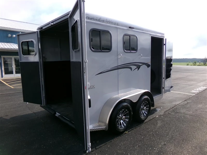 2026 Trails West 2 Horse Adventure MX Titanium Package Gooseneck - Image 9