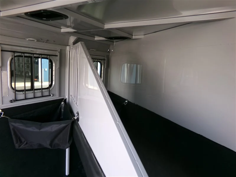 2026 Trails West 2 Horse Adventure MX Titanium Package Gooseneck - Image 18