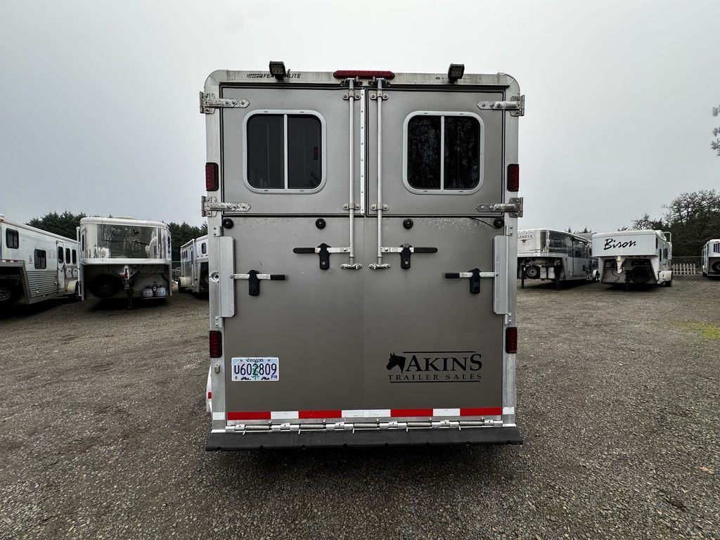 2009 Featherlite 2 Horse Straight Load Gooseneck w/ Dressing Room - Image 2