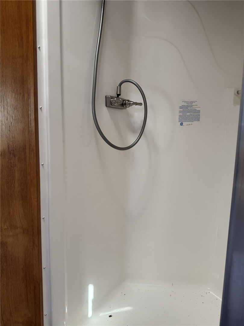 2022 Dixie Star 2 Horse Slant Load Gooseneck w/ 6' Living Quarters - Image 4