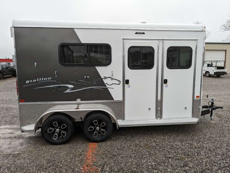 2023 Homesteader Stallion 214FB Bumper Pull - Image 11