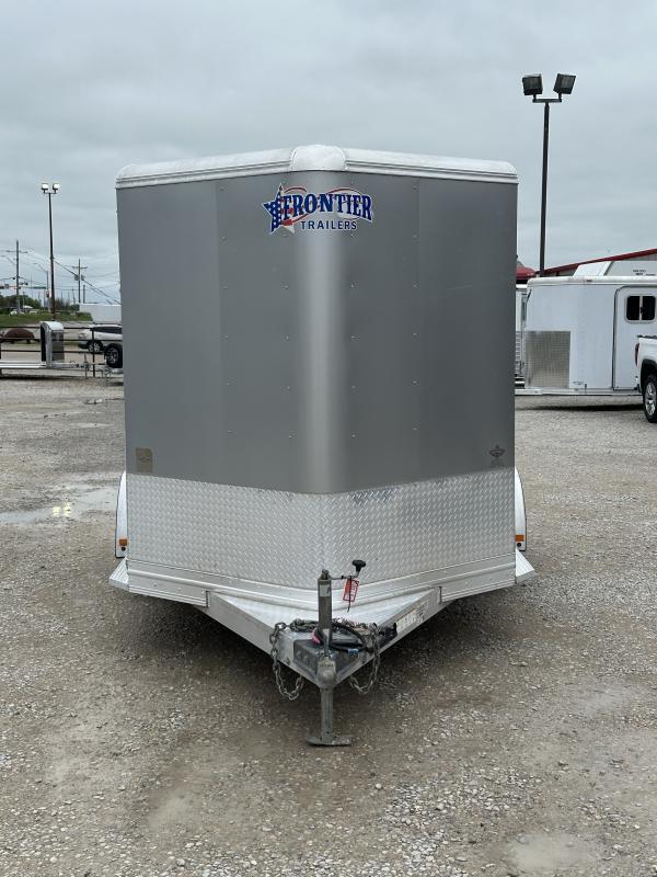 2019 Frontier 2 Horse Slant Load Stock Combo Bumper Pull - Image 8