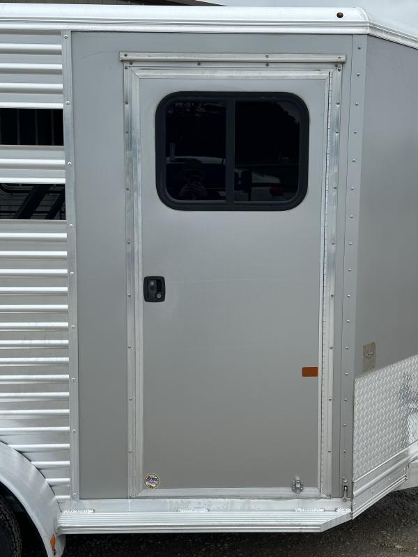 2019 Frontier 2 Horse Slant Load Stock Combo Bumper Pull - Image 4