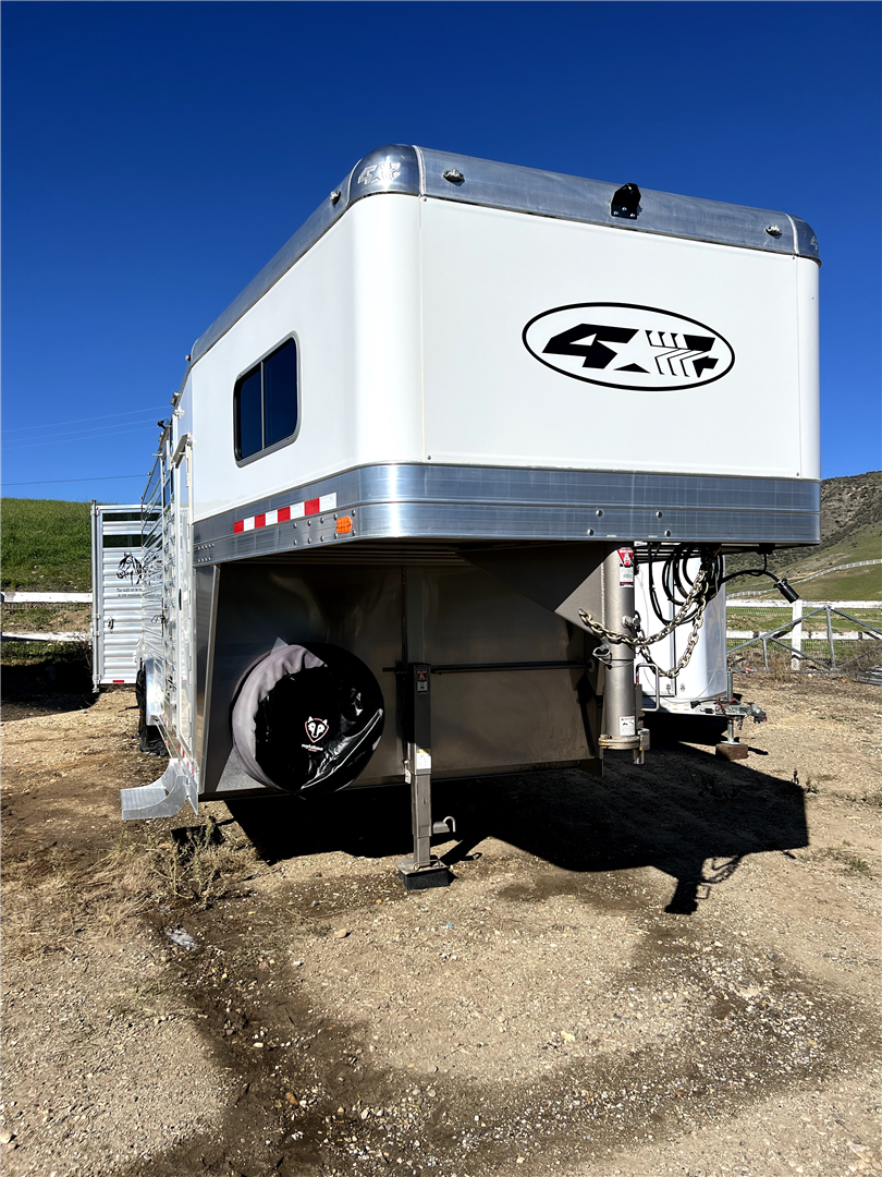2023 4 Star Trailer Aluminum Polo Trailer - Image 3