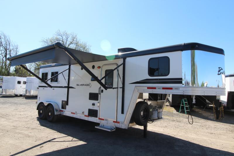 2025 Bison Silverado 7W 2 Horse Slant Load Gooseneck Trailer